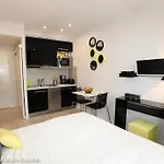 Appart hôtel O Carré Croisette 4*
