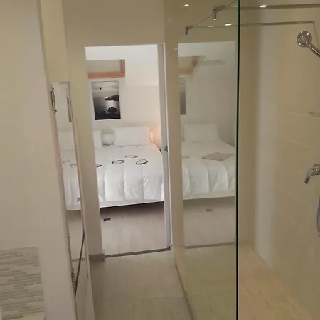 アパートホテル O Carre Croisette カンヌ