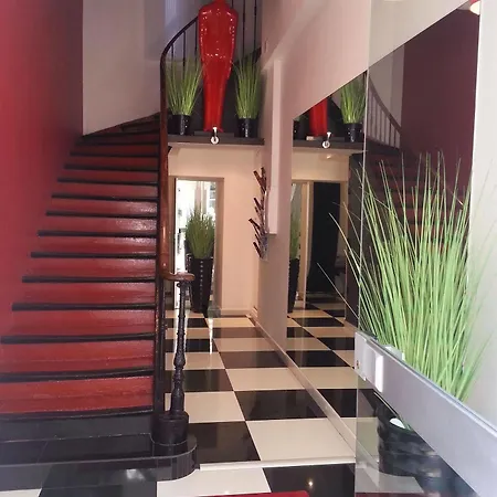 戛纳欧卡雷克鲁瓦塞特公寓式酒店 公寓式酒店 戛纳