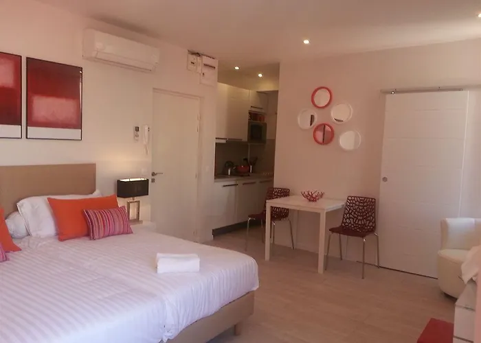 Ξενοδοχείο με διαμερίσματα O Carre Croisette 4*
